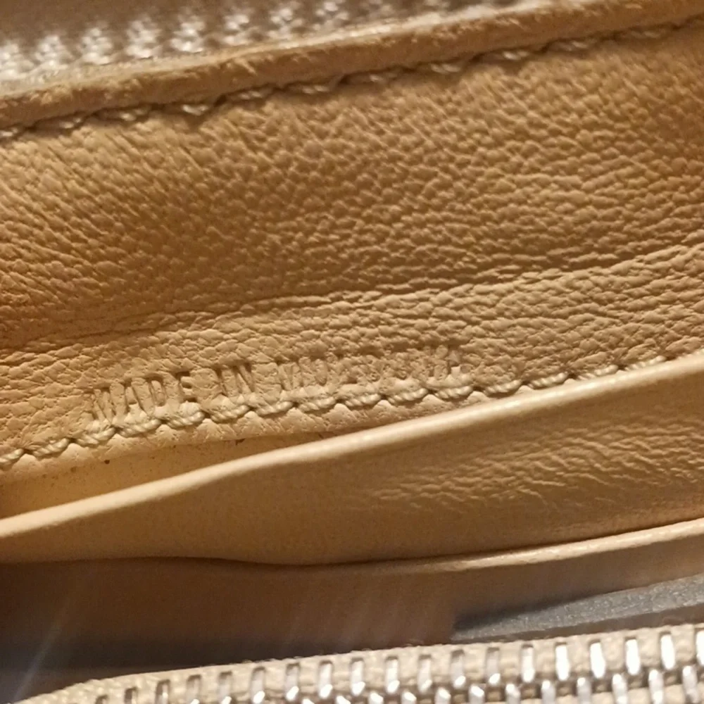 Chloé Paddington Wallet - Picture 12 of 17